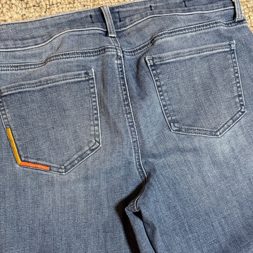 NYDJ Blue Straight Leg Ankle Length Jeans with Colorful Accents and Raw Hem - Picture 4 of 6